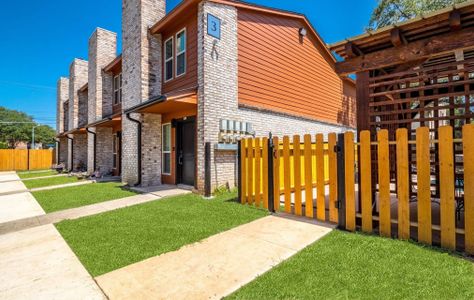 Calder Park Condominium by Falkin Platnick Realty Group in San Antonio - photo 0