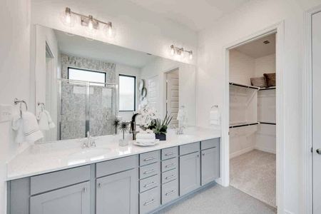 Lakes at Creekside 50′ by Tri Pointe Homes in Tomball - photo 44 44