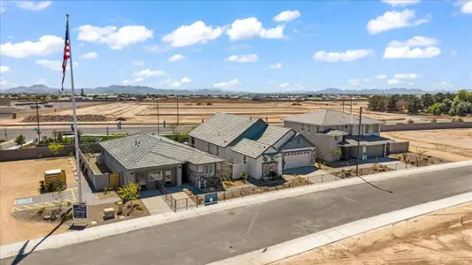 Apache Farms by Dream Finders Homes in Buckeye - image