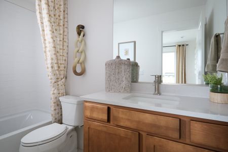 Ascent at Inverness by Lokal Homes in Englewood - image 11