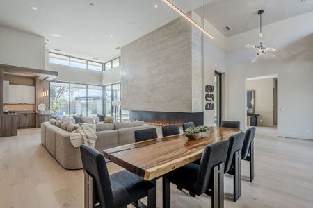 Ironwood Golf Villas by Cullum Homes in Paradise Valley - image 4