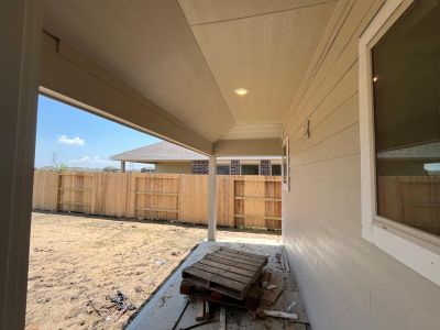 Sterling Point at Baytown Crossings: Wildflower II Collection by Lennar in Baytown - photo 16 16