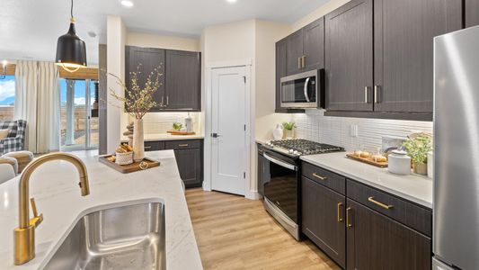 Granary by Brightland Homes in Johnstown - image 9
