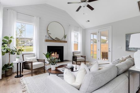 The Pier South 42' 10