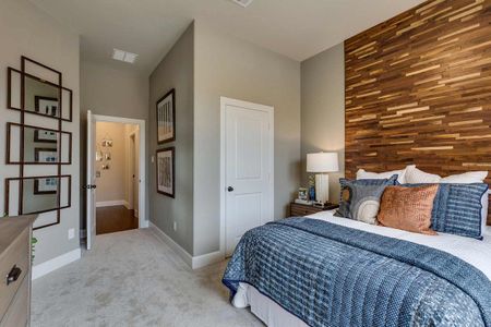 Elements at Viridian - Traditional Series by David Weekley Homes in Arlington - photo 23 23