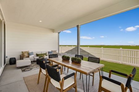Farmstead by Dream Finders Homes in Berthoud - image 19