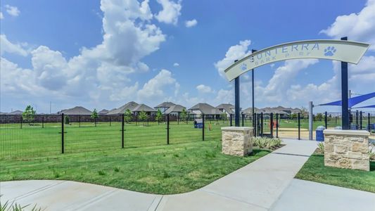 Sunterra 40' & 50' by Tricoast Homes in Katy - photo 11 11