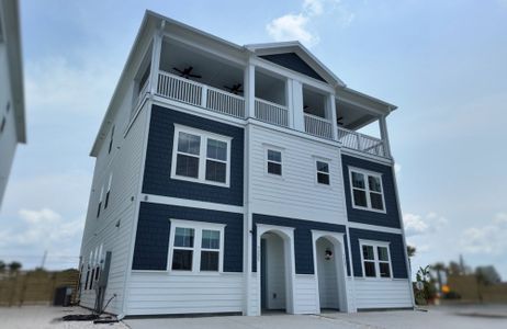 Thomas Drive by Traton Homes in Panama City Beach - image
