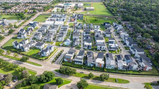 Avondale by InTown Homes in Houston - image