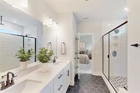 Stonewood Estates: Landmark 10