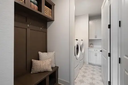 Provence 70s by Ashton Woods in Austin - image 7