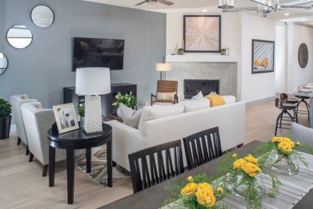 Elements at Viridian - Garden Series by David Weekley Homes in Arlington - photo 28 28