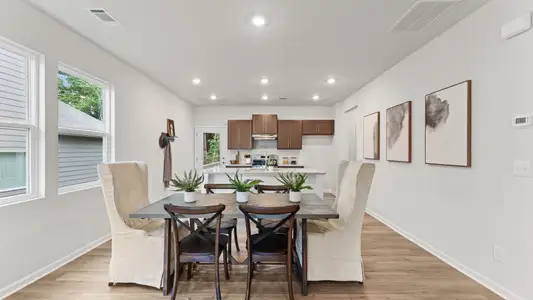 Villages at Cedar Hill by Piedmont Residential in Dallas - image 6