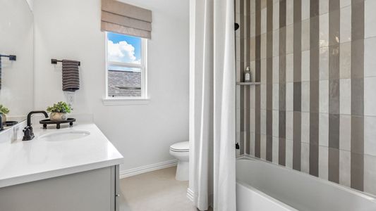 Brookewater by DRB Homes in Rosenberg - image 13