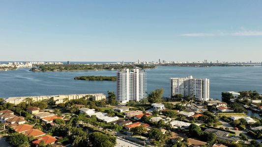 Alta Bayshore by Alta Developers in North Miami Beach - photo 0