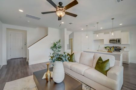 Avery Centre by Pacesetter Homes in Round Rock - image 12