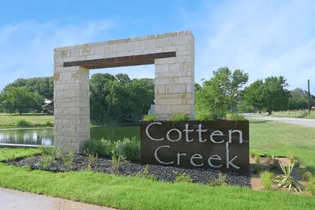 Cotten Creek by GFO Home in Azle - image
