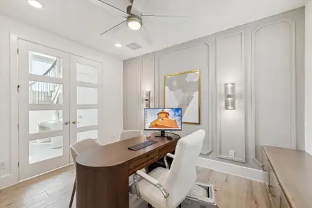 Austin Point - 40' 8