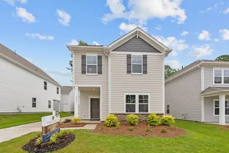 Arbor Village by Dream Finders Homes in Matthews - image 4