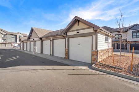 Highlands at Fox Hill - The Flats 18