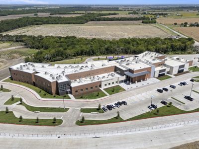 Creekside by UnionMain Homes in Royse City - image 14