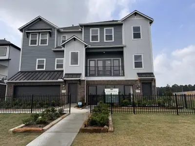 Townsen Landing by Saratoga Homes in Humble - image