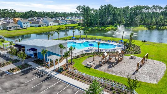 Hillcrest by D.R. Horton in Ravenel - photo 0