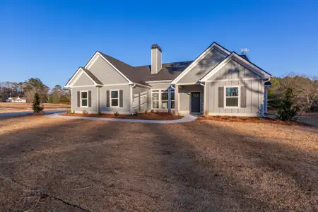 Line Creek Rd, Senoia - Maple Creek on 1.87 Acre Lot by Trademark Quality Homes in Senoia - image