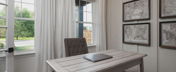 Gateway Parks by Ashton Woods in Forney - image 19