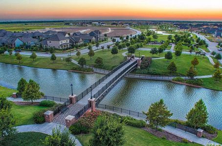 Easthaven at Bridgeland Central - Horizon Collection by David Weekley Homes in Cypress - image 2