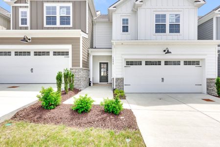 Harvest Point by Regent Homes in Spring Hill - image 6