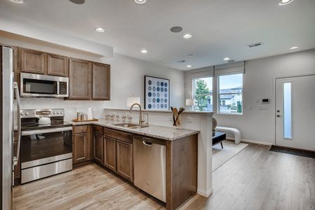 Trailstone Townhomes | The Westerly Collection by Taylor Morrison in Arvada - photo 32 32