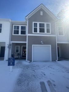 Patriot Park Townhomes by Lennar in North Charleston - photo 4 4