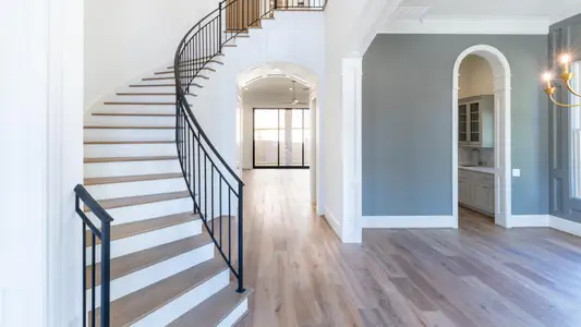 Lake Pointe Green by Lovett Homes in Sugar Land - image 11