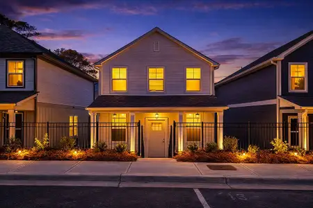 The Cottages at East Lanier by Peachtree Building Group in Fayetteville - image
