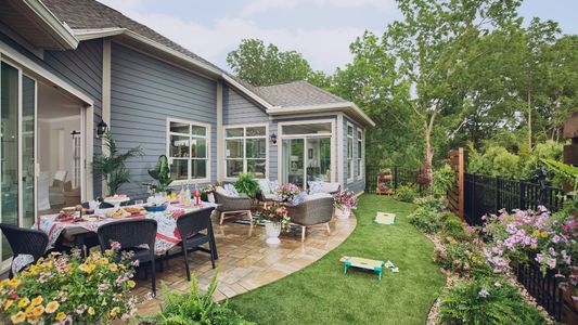 The Courtyards at Lake Davidson by Epcon Communities in Mooresville - image 19