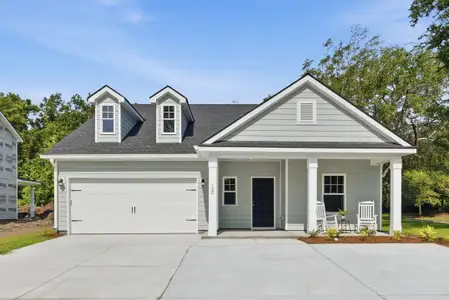 Majestic Oaks by Smith Family Homes in Brunswick - image