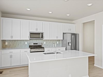 Poudre Heights: The Lakes Collection by Meritage Homes in Windsor - photo 63 63