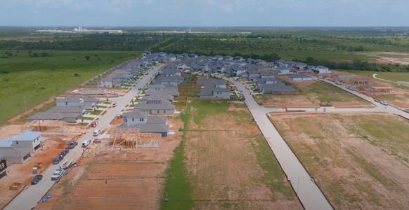 Paloma at Sanford Farms by Century Communities in Waller - image