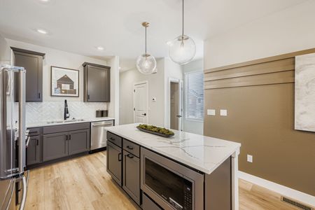 Geos - 3-Story Townhomes 19