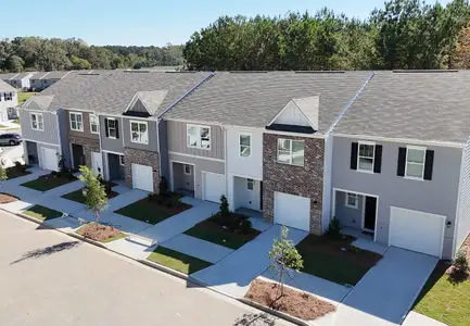 Rivington Walk by Starlight Homes in Winder - image