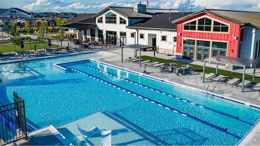 Green Valley Ranch Active Adult swimming pool amenity