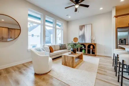 Highland Gardens by Faircroft Homes in Houston - image 5