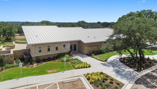 Lively Ranch Emerald by D.R. Horton in Georgetown - photo 45 45