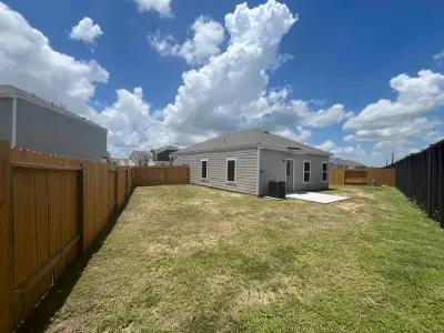 Park Vista at El Tesoro by LGI Homes in Houston - photo 20 20