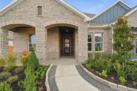 Signature Collection at Sunterra Lakes 4