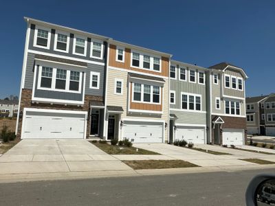 Green Level Trail by M/I Homes in Cary - photo 2 2