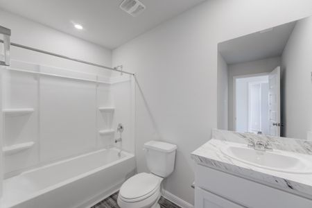 Heather Heights by National HomeCorp in Itasca - image 14