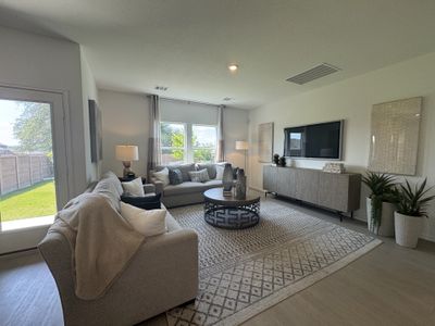Lively Ranch: Claremont Collection by Lennar in Georgetown - photo 44 44