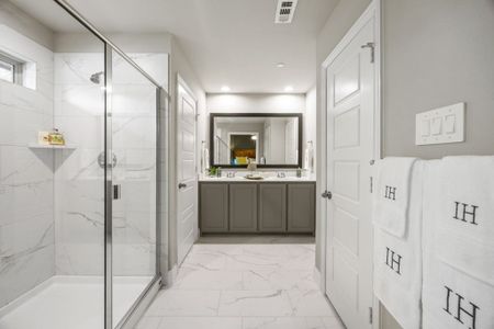 Sereno Oaks at Buckner Terrace by Impression Homes in Dallas - image 14